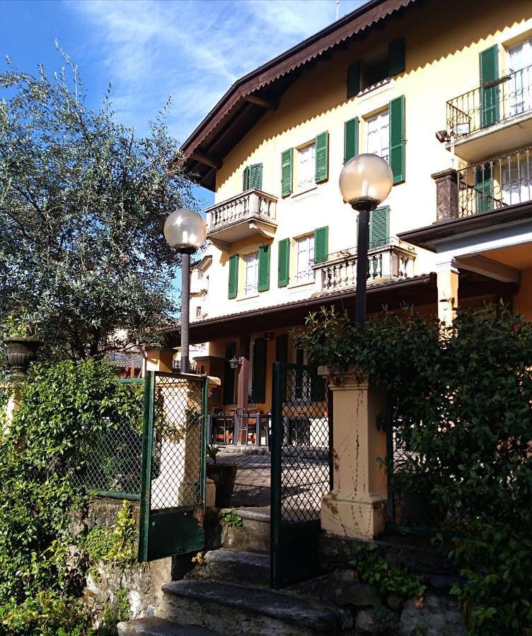 Albergo Ristorante Coppa Dazio Bagian luar foto