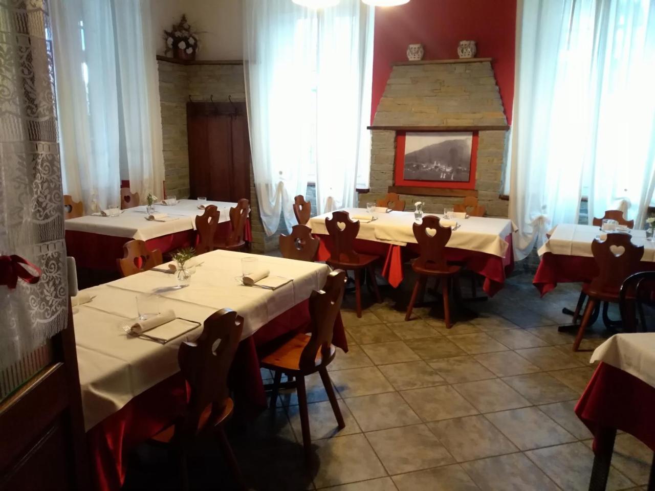 Albergo Ristorante Coppa Dazio Bagian luar foto