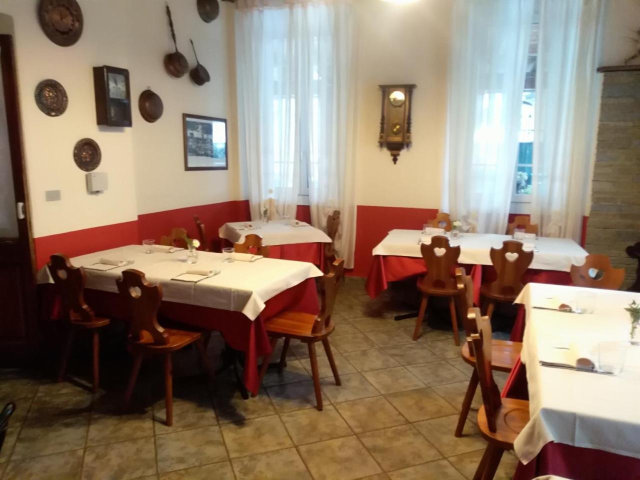 Albergo Ristorante Coppa Dazio Bagian luar foto
