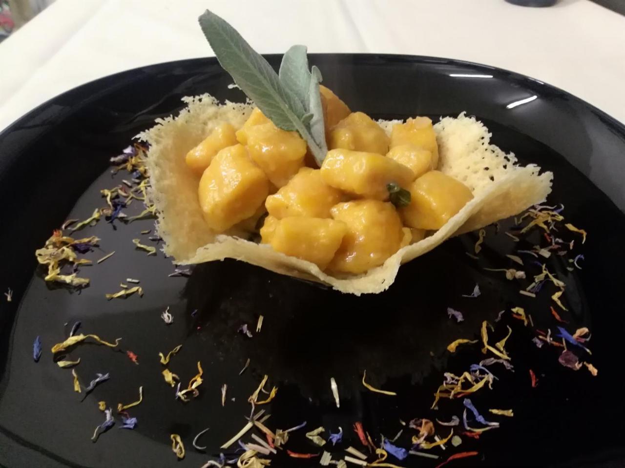 Albergo Ristorante Coppa Dazio Bagian luar foto